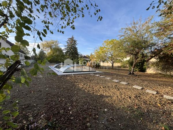 Maison familiale de 183 m² avec piscine construite en 2026 et son dôme, terrain de 3 886 m² et dépendance - ga