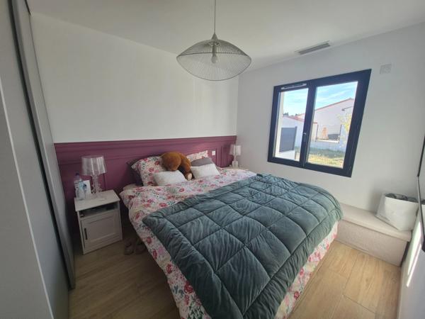 Villa contemporaine 3 faces – 90 m² – Prestations premium – À 5 min de la mer