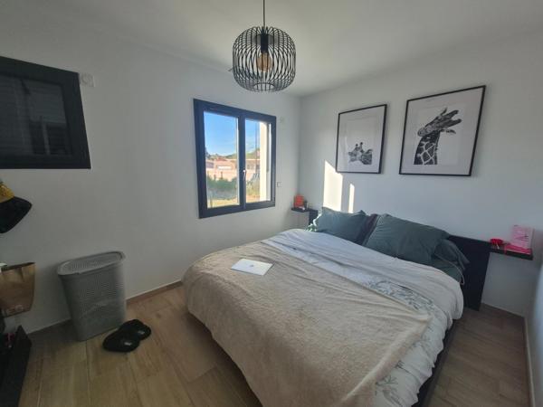 Villa contemporaine 3 faces – 90 m² – Prestations premium – À 5 min de la mer