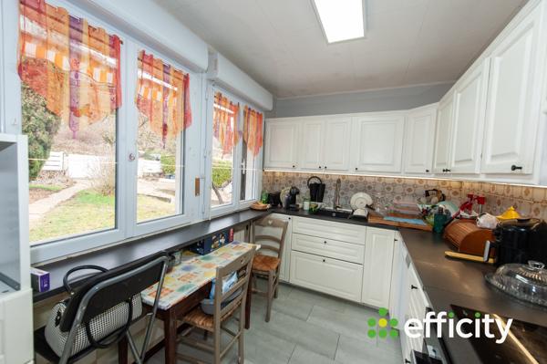 Maison 8 pièces - 174 m² Exclusivité efficity