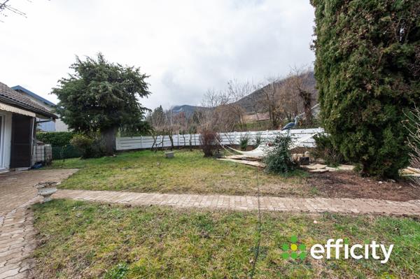 Maison 8 pièces - 174 m² Exclusivité efficity