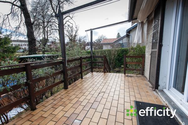 Maison 8 pièces - 174 m² Exclusivité efficity