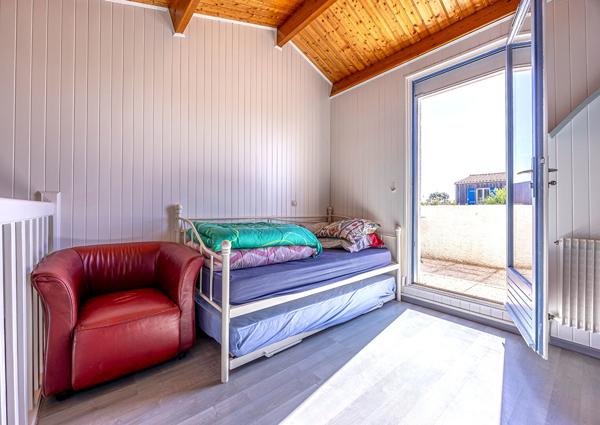 Maison familiale avec piscine + dépendance 44 m²  Périgny