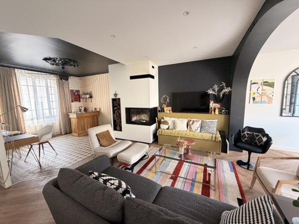 Maison 6 pièce(s) 4 chambre(s) 158 m²