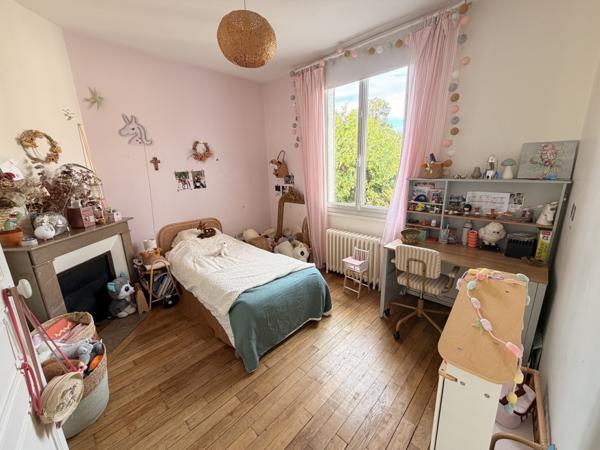 Maison 6 pièce(s) 4 chambre(s) 158 m²