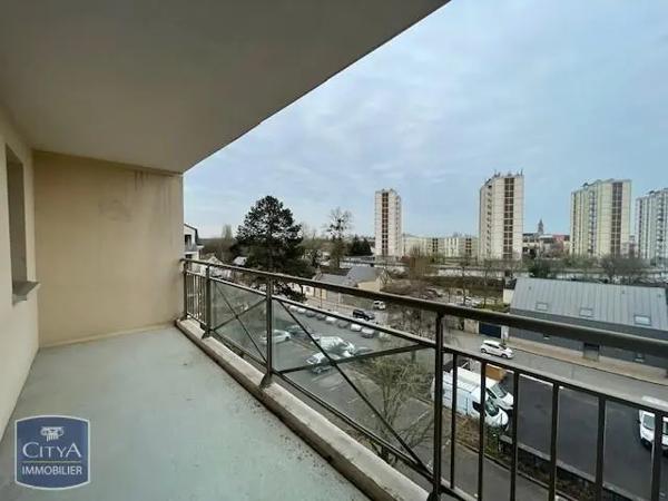 Appartement à louer 3 pièces 65.23m² Alençon (61000)
