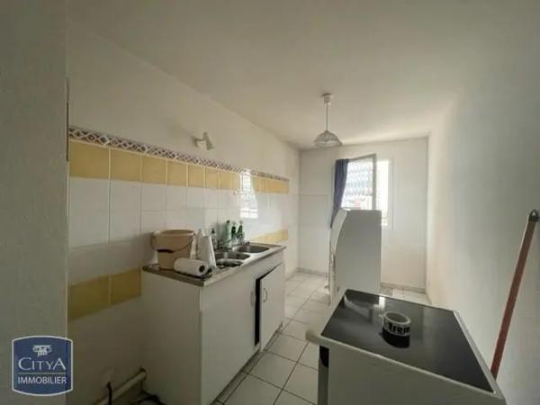 Appartement à louer 3 pièces 65.23m² Alençon (61000)