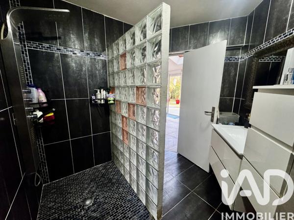 Maison à vendre 5 pièces 103 m² Crécy-la-Chapelle