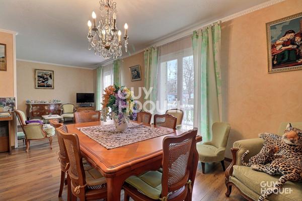 Bernay, commerces, transports et écoles à pied