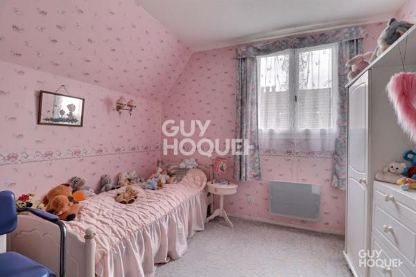 Bernay, commerces, transports et écoles à pied