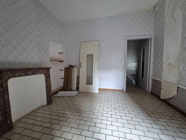 Maison à vendre 5 pièces 77.3m² Jeumont (59460)