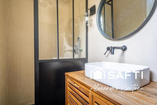 Maison 4 chambres, grand garage, piscine