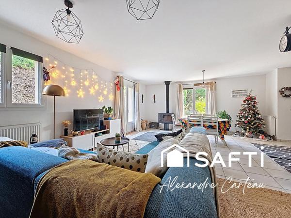 Maison 4 chambres, grand garage, piscine