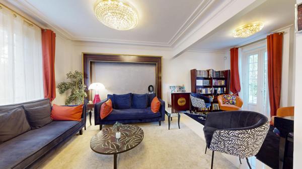 VILLEMOMBLE, Maison 6 chambres, 263m2