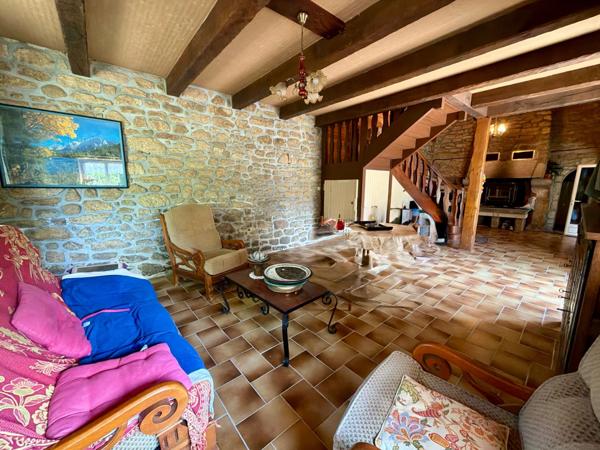 Maison à vendre 7 pièces  (56)