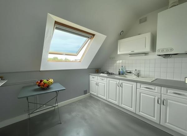 APPARTEMENT UNE CHAMBRE DERNIER ETAGE