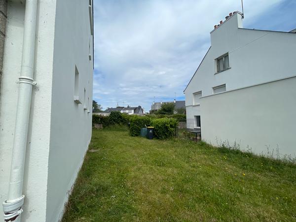 APPARTEMENT UNE CHAMBRE DERNIER ETAGE