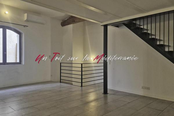 Appartement  T3, 75m2, dans une ancienne bâtisse rénovée à Solliès Pont