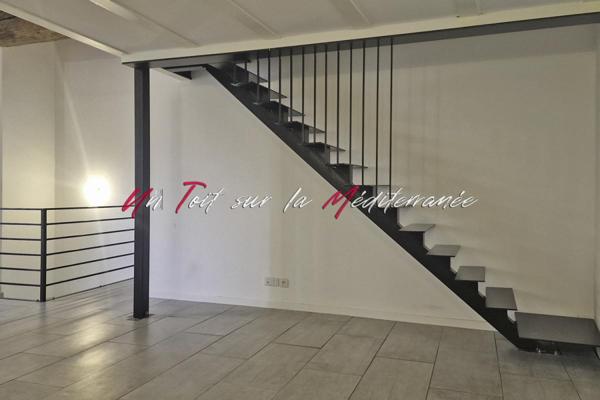 Appartement  T3, 75m2, dans une ancienne bâtisse rénovée à Solliès Pont
