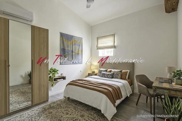 Appartement  T3, 75m2, dans une ancienne bâtisse rénovée à Solliès Pont