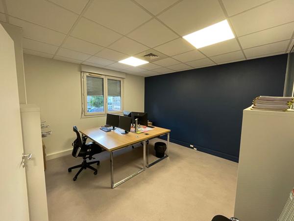 Bureaux Pont De Cheruy 95 m2