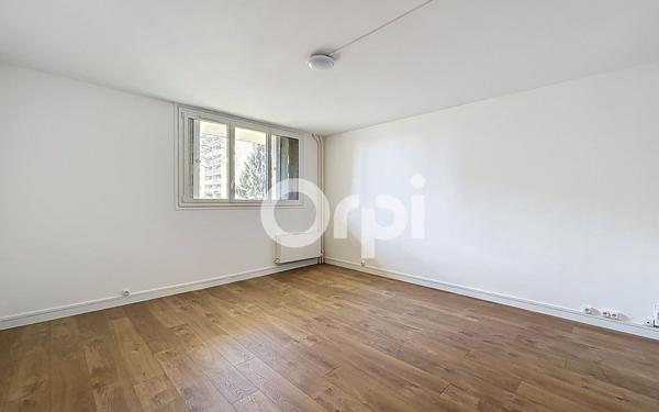 Appartement à louer    2 pièces •  Chilly-Mazarin