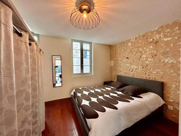 A vendre, maison de ville dans le centre-historique de Périgueux 24000