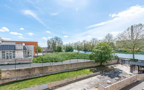 Appartement à vendre    3 pièces • 59,40 m2 Alfortville