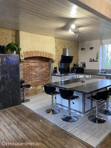 Maison à vendre 6 pièces de 131 m²