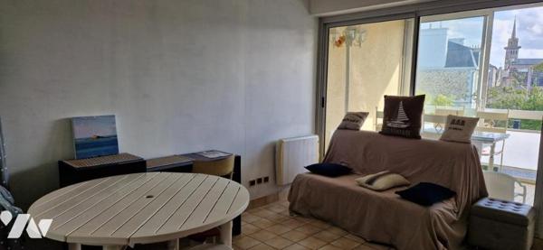 Dinard Centre - Idéal Pieds à terre - Studio (28.81m²) avec loggia - Cellier et parking aérien