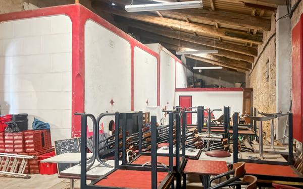 Maison à vendre    18 pièces •  Marseillan