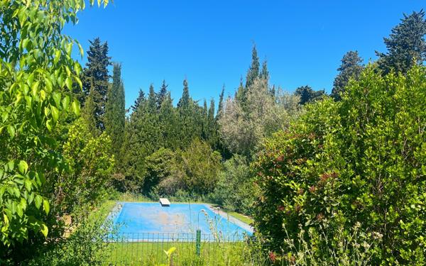 Maison à vendre    18 pièces •  Marseillan