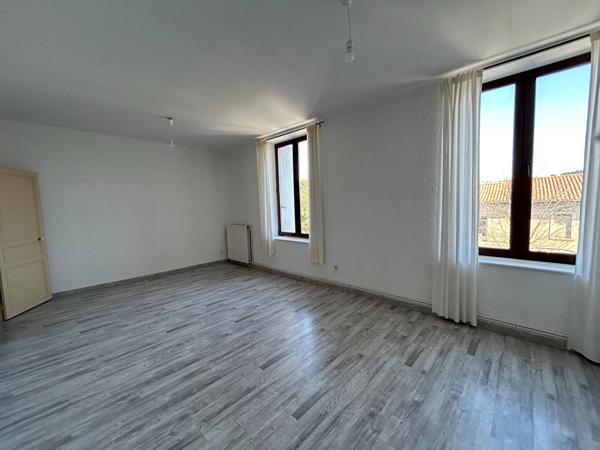 Carcassonne quartier Bellevue - Appartement 3 pièces en location vue sur la Cité médiévale