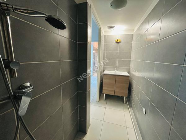 À vendre : Appartement 3 pièces 81m² - La Ciotat - Dernier étage - Duplex