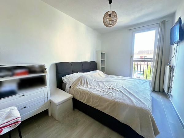 Maison T4 de 76m² avec garage et piscine .