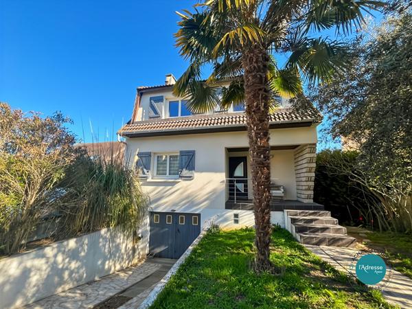 Maison individuelle rénovée avec sous-sol total