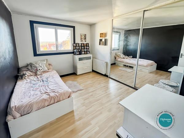 Maison individuelle rénovée avec sous-sol total