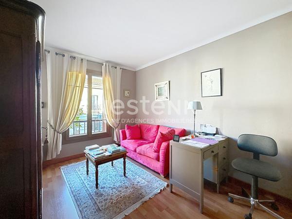 À VENDRE ? Spacieux appartement 5 pièces de 114 m² ? Châteaurenard