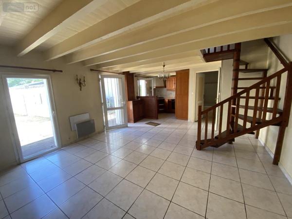 Maison à vendre à Locmariaquer dans le Morbihan (56740), ref : 56024-721