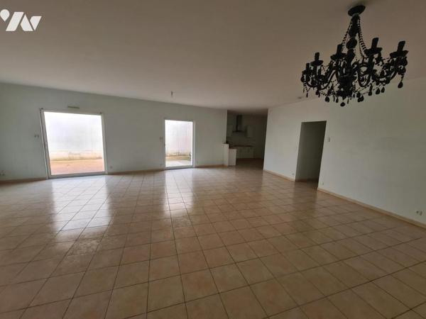 Maison de ville de plain-pied