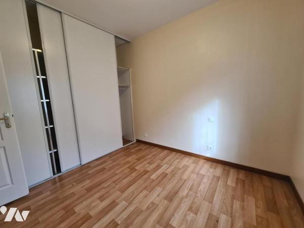 Maison de ville de plain-pied