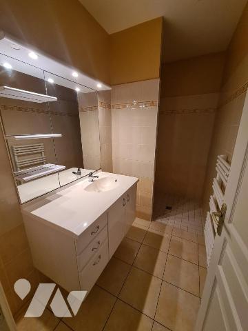 Maison de ville de plain-pied