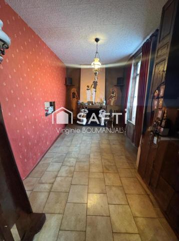 Maison de ville à rénover 114 m2 environ 4 chambres 2 bureaux