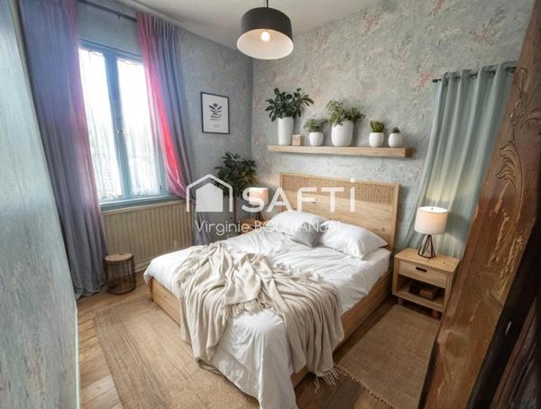 Maison de ville à rénover 114 m2 environ 4 chambres 2 bureaux