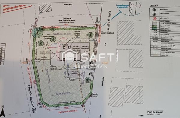 Maison en pierres à rénover sur 920m² de terrain au pied du Centre bourg de SAINT BRICE EN COGLES