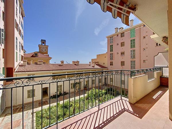 Appartement Nice 2 pièce(s) 54 m2 Le Port