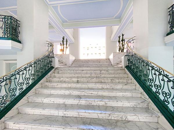 Appartement Nice 2 pièce(s) 54 m2 Le Port