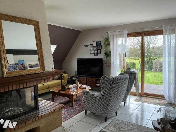 A VENDRE MAISON CONTEMPORAINE SENE-TERRAIN 1200 m2