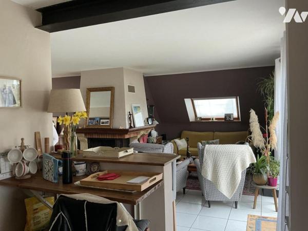 A VENDRE MAISON CONTEMPORAINE SENE-TERRAIN 1200 m2