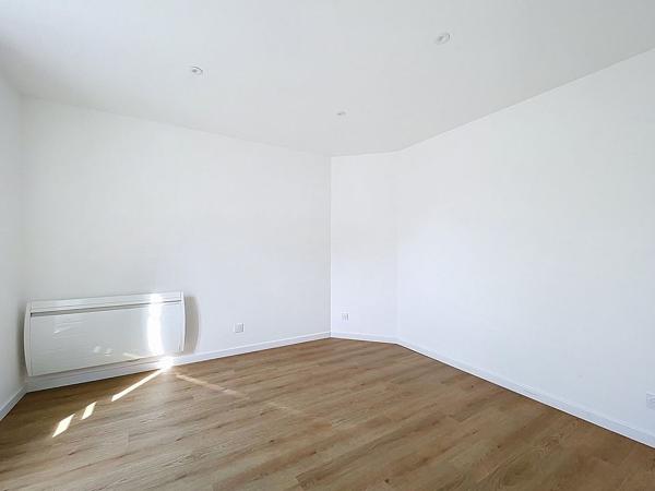 RUE KRUGER - Appartement t1bis non meublé disponible de suite